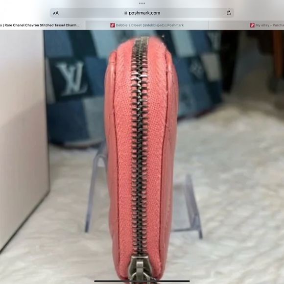 🔥 RARE! CHANEL• Chevron Stitched Tassel Charm Zip Wallet- one of a kind! - Picture 10 of 16